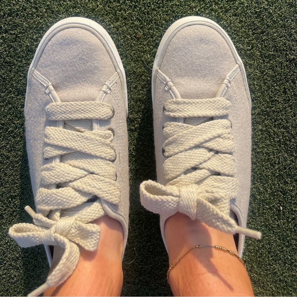 Soerry Beige Lifestyle Sneaker - Picture 5 of 5